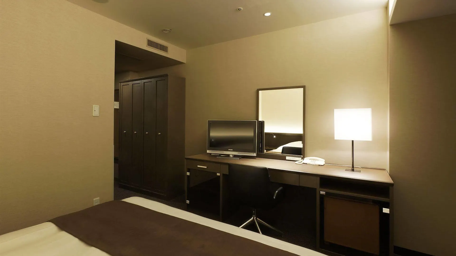 Sannomiya Terminal Hotel كوبه